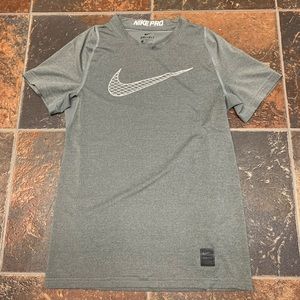 Nike Short Sleeve Shirt Boys Large